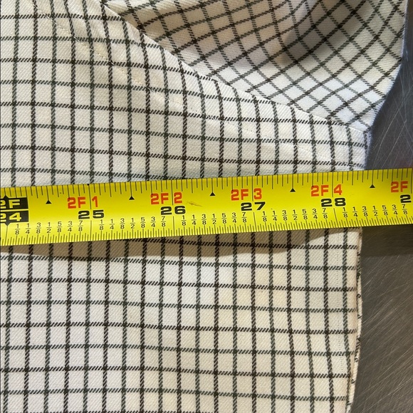Ralph Lauren long sleeve button down collar shirt.  XXL - Picture 8 of 8